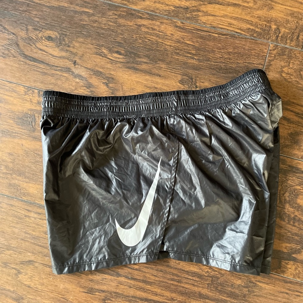 Nike windbreaker running shorts - Picture 2 of 3